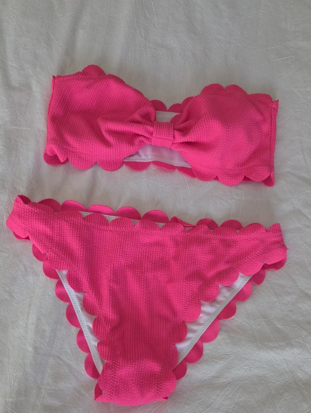 SHEIN Hot Pink Scalloped Bandeau Bikini Set